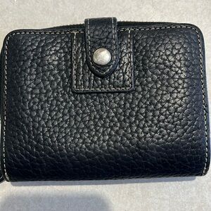 Dooney & Bourke wallet